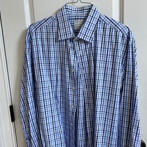 Men’s long sleeved shirt